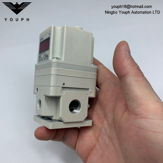 SMC ITV2050-31F2BL3-Q-X107 Régulateur électro-pneumatique