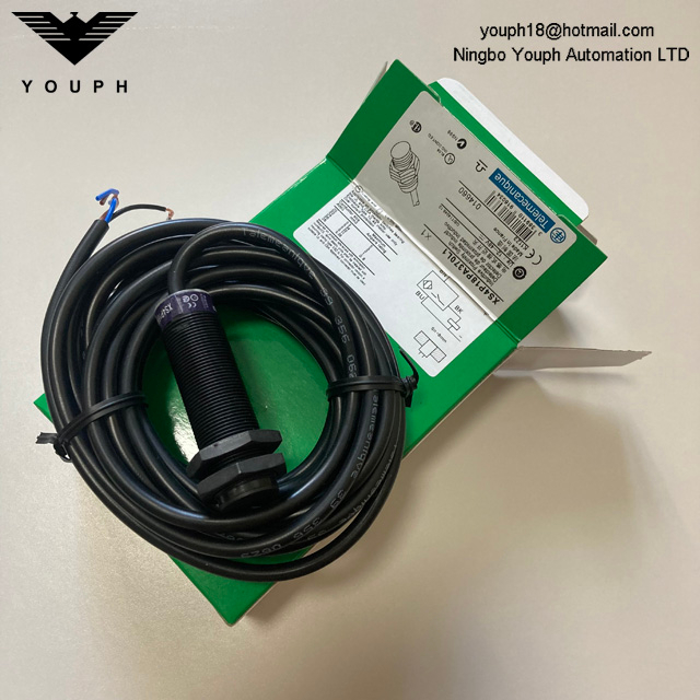 Schneider XS4P18PA340L1 XS4P18PA370L1 Commutateur de proximité télémécanique