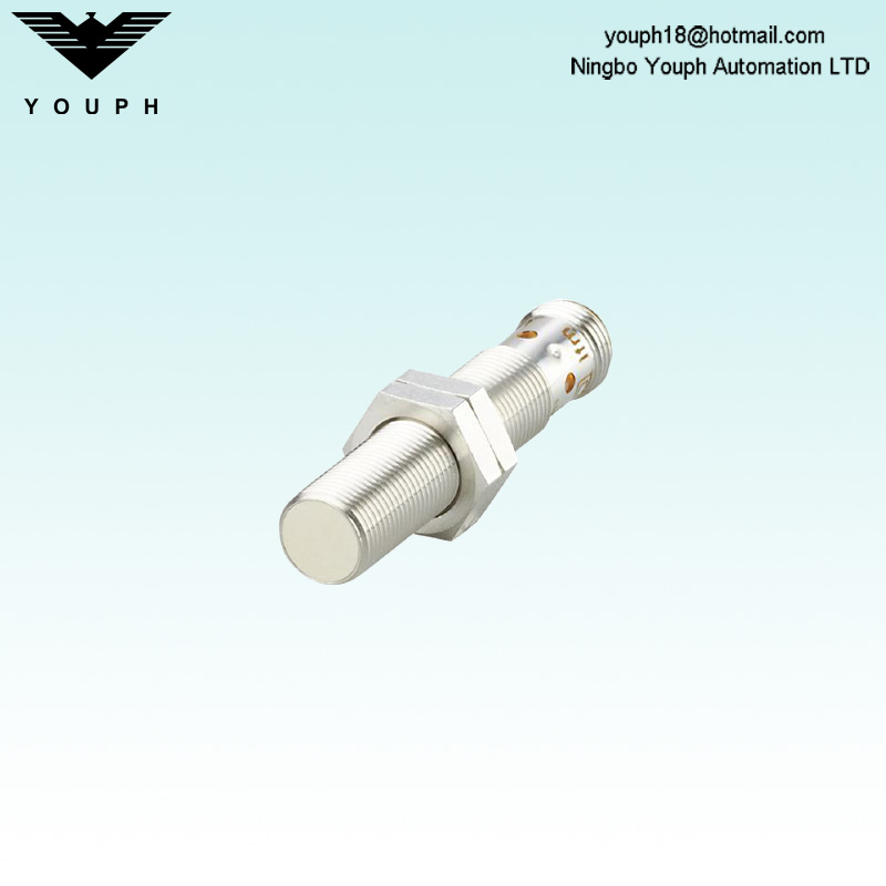 IFM IF5775 IFK3004BBPKG / US-104 Capteur inductif