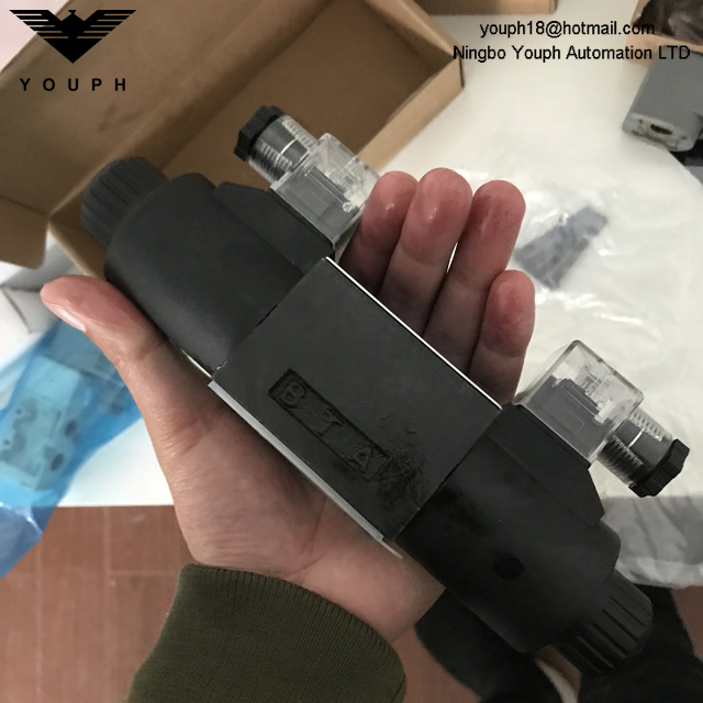 DSG-02-3C4-AC220-DL DSG-02-3C4-DL-D24 Salonoïde hydraulique
