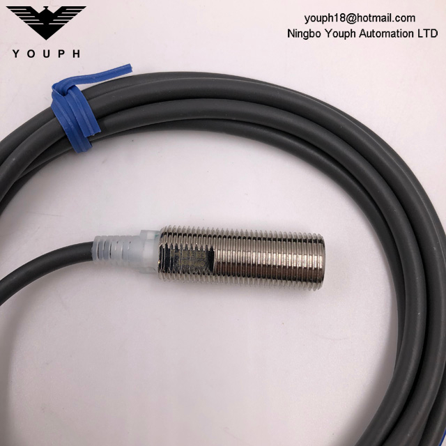 OMRON E2E-X2E1-Z E2E SEXT SERRIE SECRICITÉ CAPTEUR