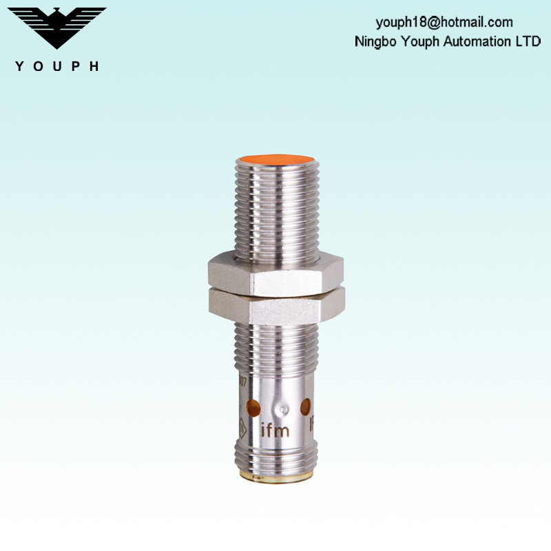 IFM IFS244 IFB3004BBPKG / US-104 Capteur inductif PNP