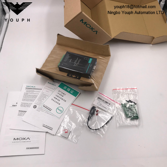 MOXA TCC-100I V2.2.1 RS-232 isolé à RS-422/485 Convertisseur bidirectionnel