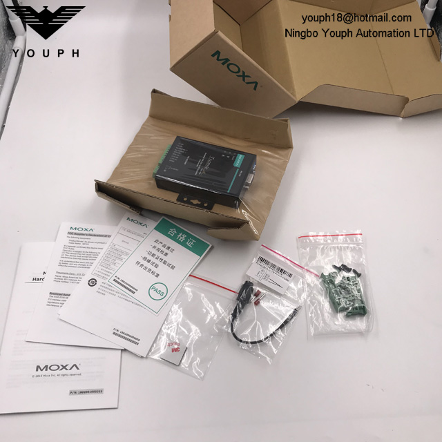 MOXA TCC-100I V2.2.1 RS-232 isolé à RS-422/485 Convertisseur bidirectionnel