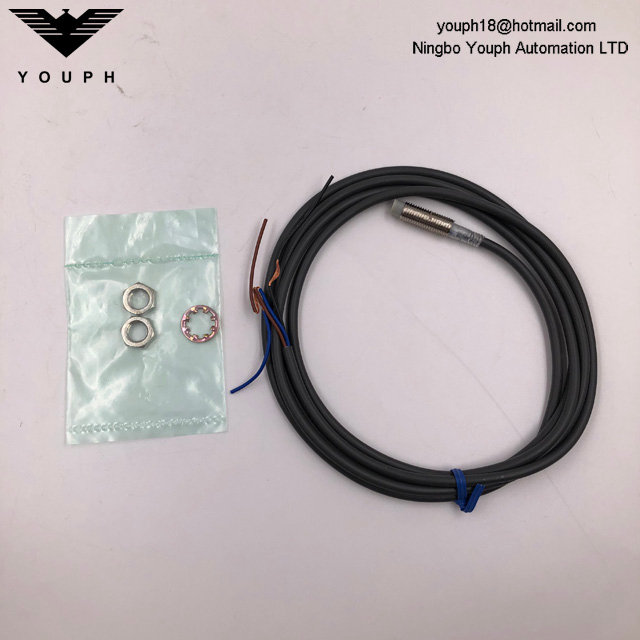 OMRON E2E-X2ME1-Z E2E SEXT SERRIE SECTRAIRE CAPTOR