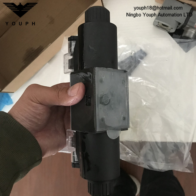 DSG-02-3C4-AC220-DL DSG-02-3C4-DL-D24 Salonoïde hydraulique