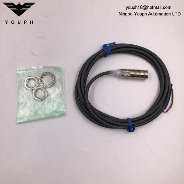 OMRON E2E-X2E1-Z E2E SEXT SERRIE SECRICITÉ CAPTEUR